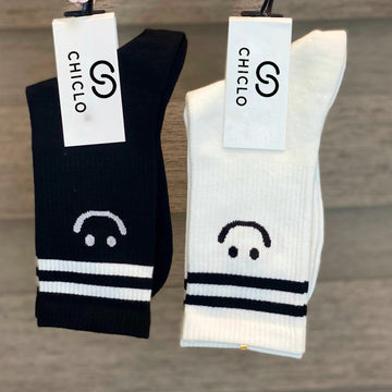 Chiclo Women Black & White Smiley Socks, Pack of 2