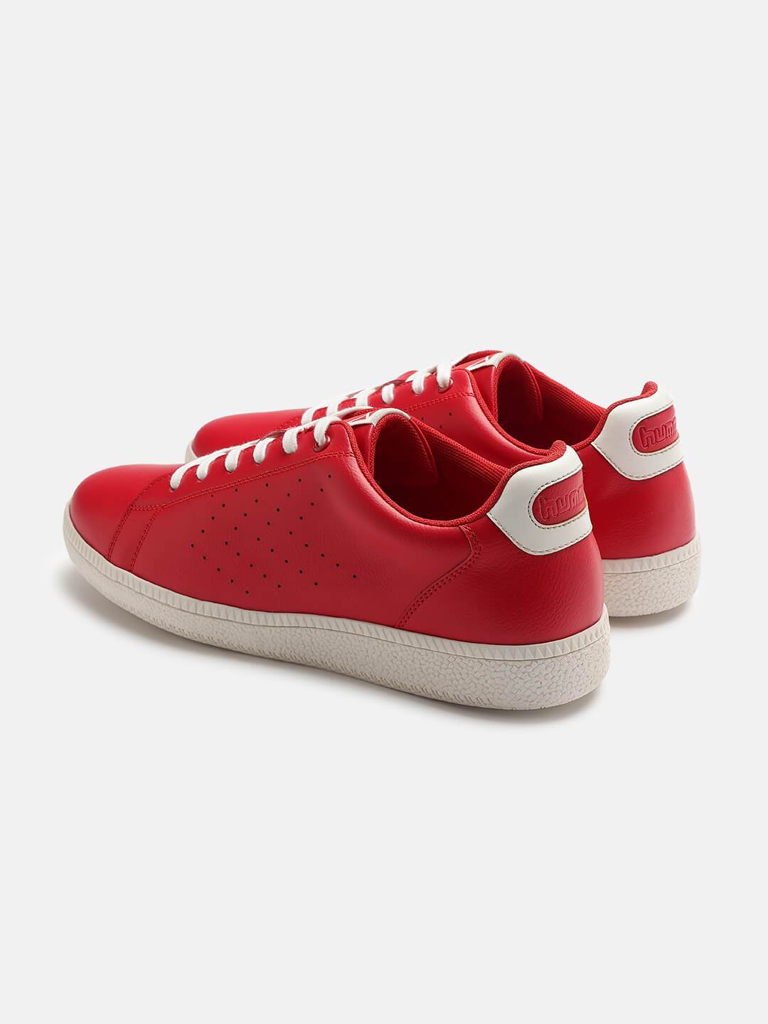 Classic Pinnacle Men Casual Lace-up Sneaker - Hummel India