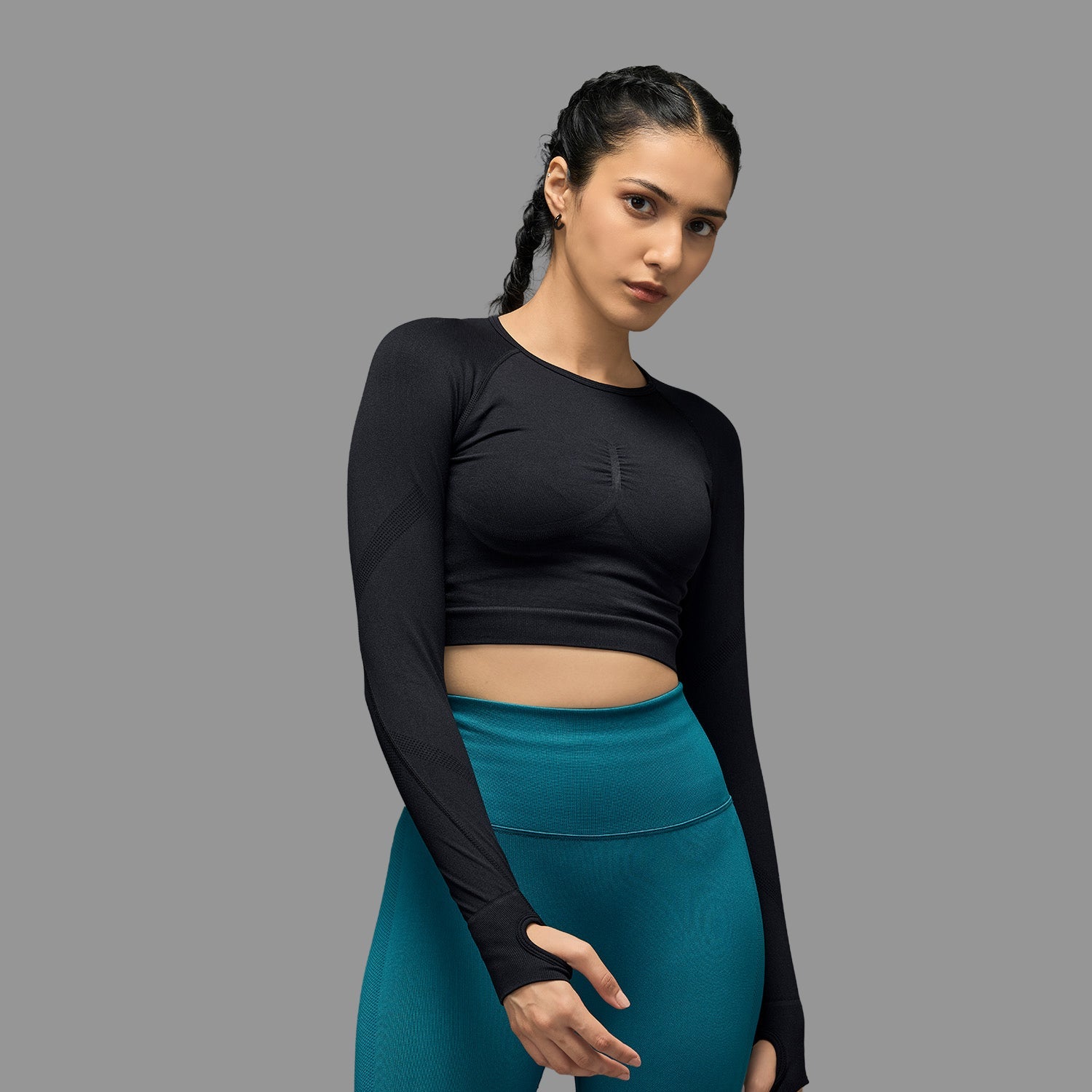 Limitless snatched Long sleeve drop top- black