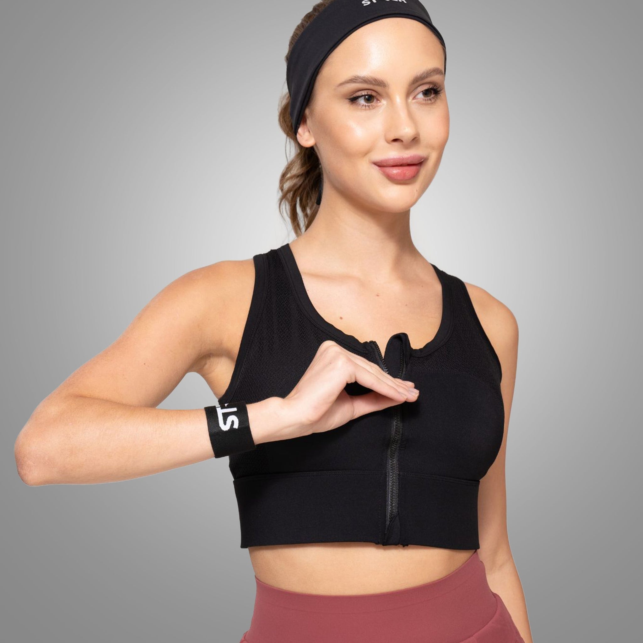 Nylon Women High Rise sports bra
