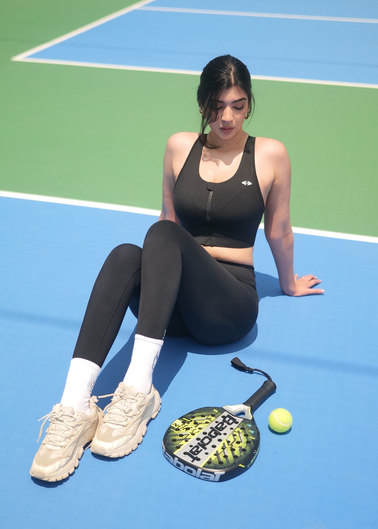 Nylon Women Zip Fit Sports Bra