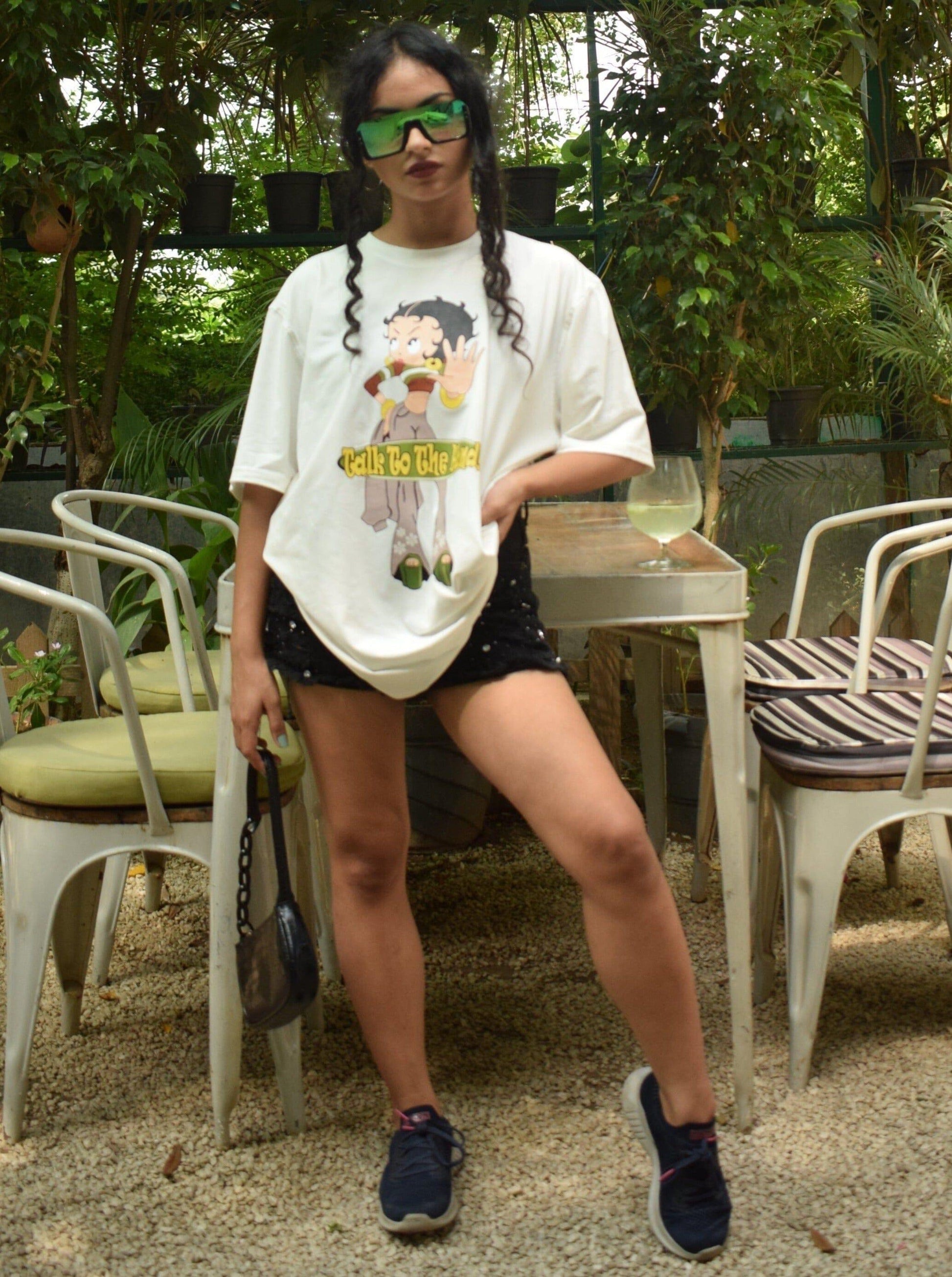 Betty Boop Talk To The Hand Tee (T-shirt) Oversized T-shirt Burger Bae 