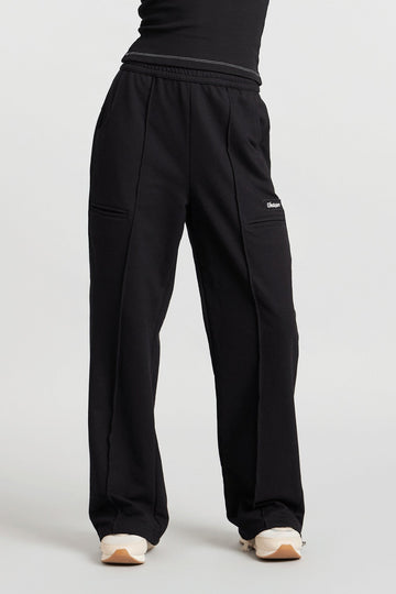 Hybrid Pants in True Black