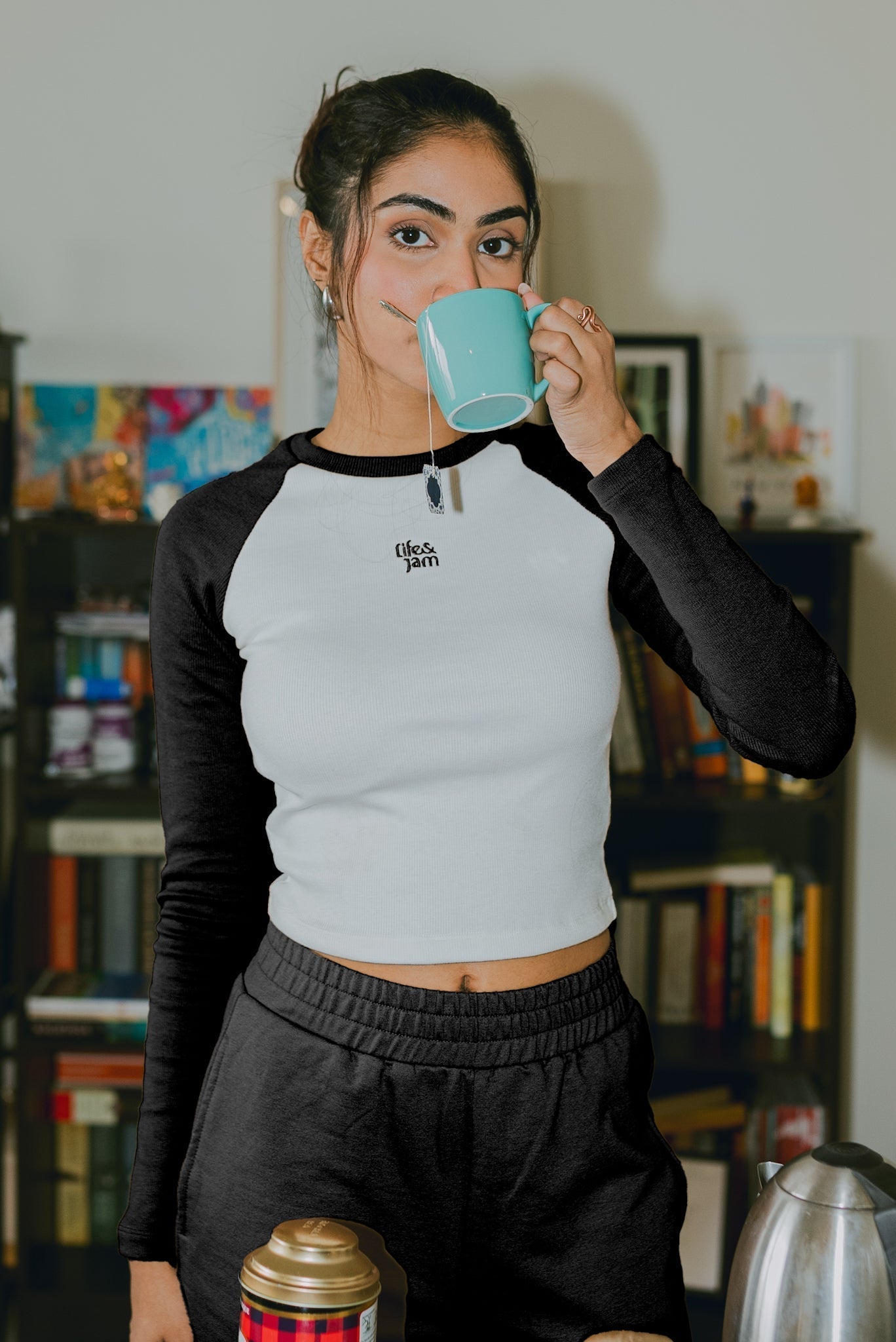 Long Sleeves Cozy Ribbed Tee in Black & White