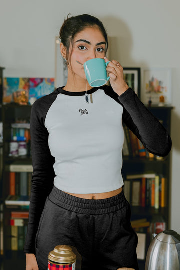 Long Sleeves Cozy Ribbed Tee in Black & White