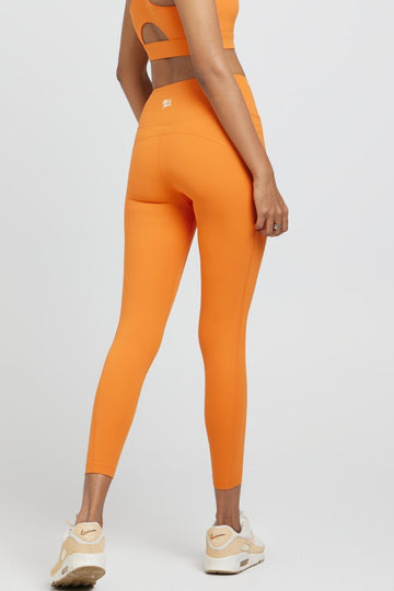 Performance Leggings in Trailblazer Orange
